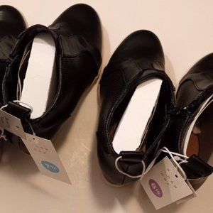 A NEW DAY - WEDGE BLACK SNEAKERS with FOAM MEMORY IN SOLE an 2" HEEL